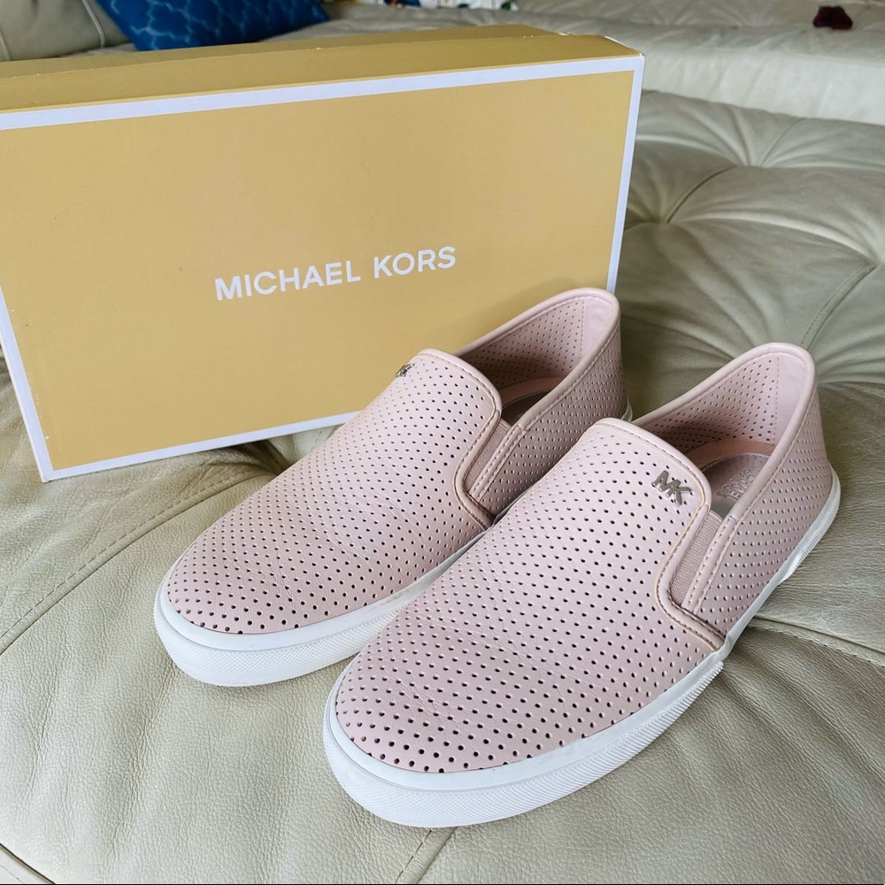 MICHAEL KORS Boerum Double Gore Sneakers (8.5)